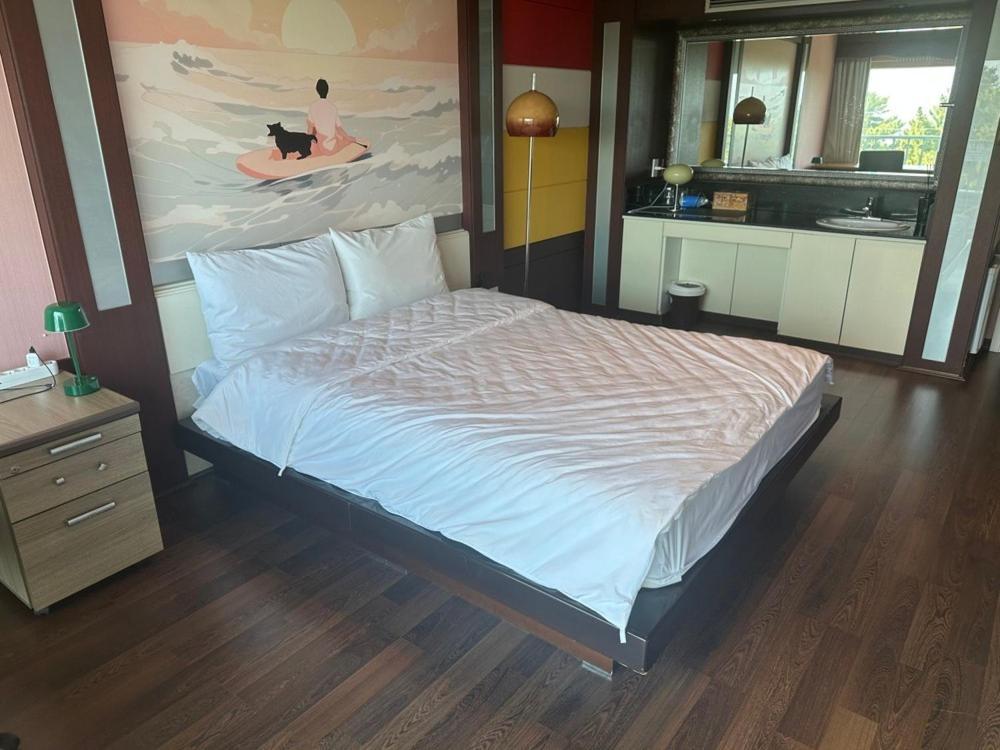 Mung&Surf Hotell Gangneung Rum bild